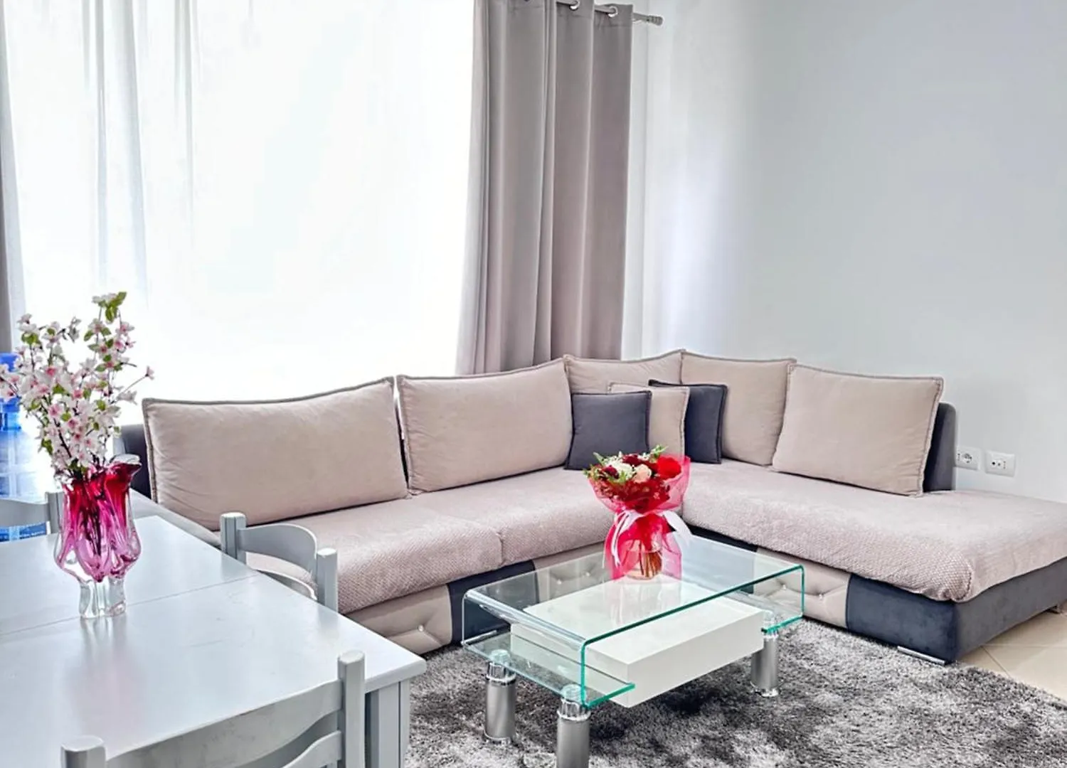 Lily Sea View Apartment Sarande