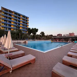 4* Отель Bahamas